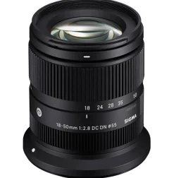 Sigma Wide Angle Zoom | 18-50mm f/2.8 DC DN Contemporary Lens Canon RF-S
