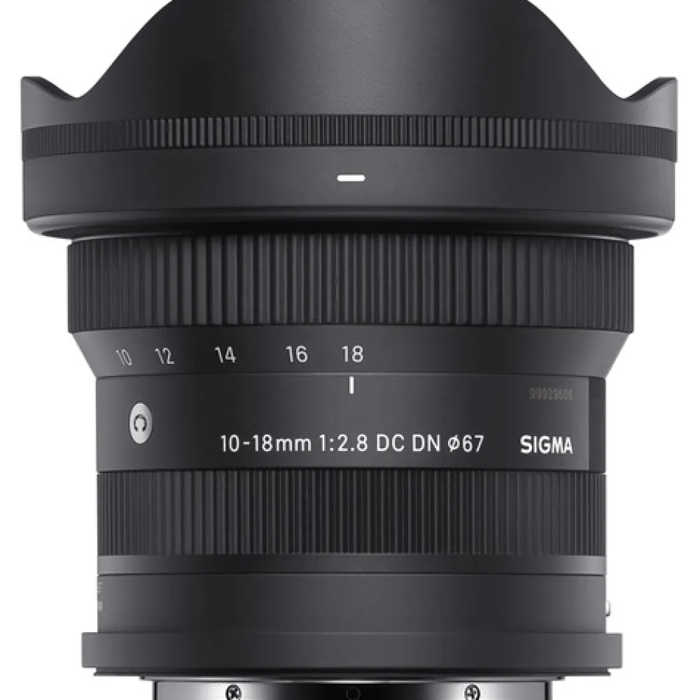 Sigma Wide Angle Zoom | Mirrorless Lenses Only | 10-18mm F2.8 DC DN Contemporary Lens Leica L Mount