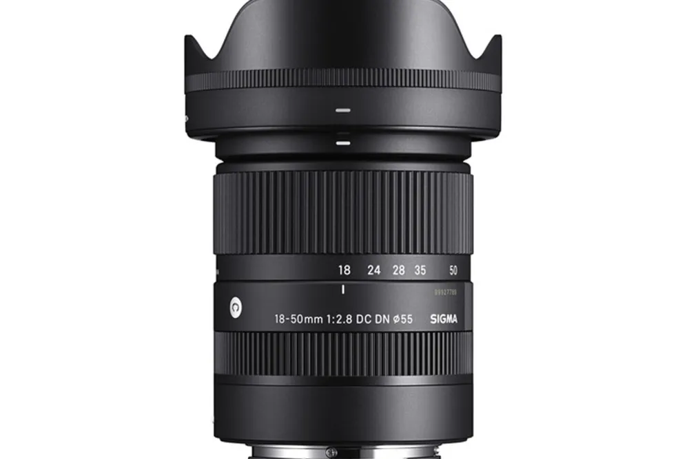 Sigma Wide Angle Zoom | 18-50mm f/2.8 DC DN Contemporary Lens for Fuji X