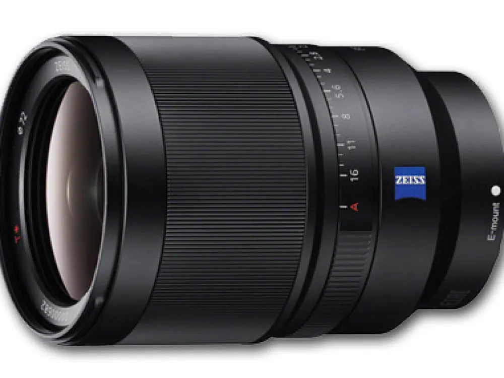 Sony Wide Angle Prime | Mirrorless Lenses Only | 35mm f1.4 Distagon T* FE  ZA Lens