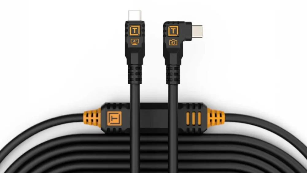 TETHER TOOLS Cables / Cords / Remotes | USB-C to USB-C 31' (9.4m) Straight to Right Angle Cable Black